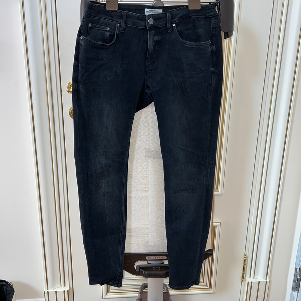 ZARA WOMEN US 8 DARK GREY/BLACK WASH JEANS
